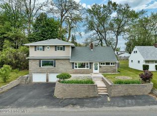 882 Obrien Ave, Schenectady, NY 12303