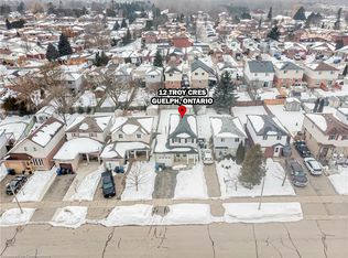 12 Troy Cres, Guelph, ON N1E6W7
