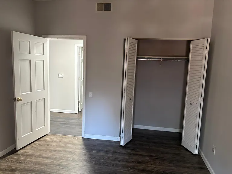 1650 S Spring Ave #3B — Photo 2