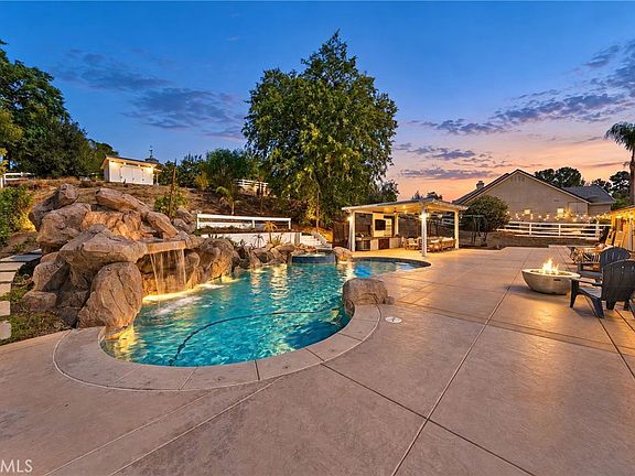 3rd image of 30270 Del Rey Rd