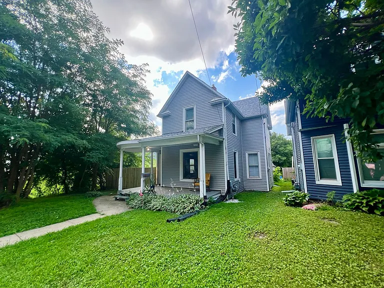 1832 12th Ave — Photo 14