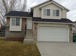 2902 W 6000 S, Roy, UT 84067