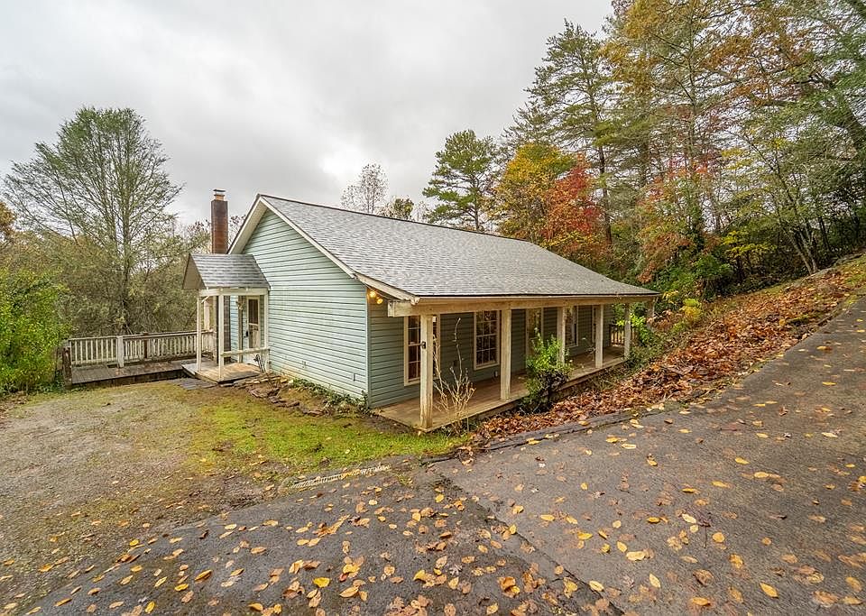 1st image of 124 Hidden Valley Rd