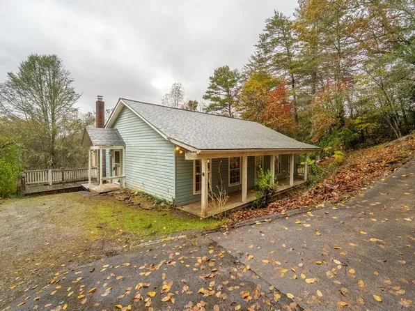 124 Hidden Valley Rd, Franklin, NC 28734