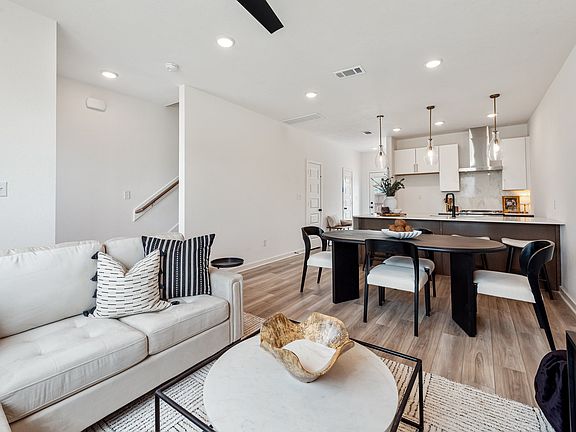7th image of this home