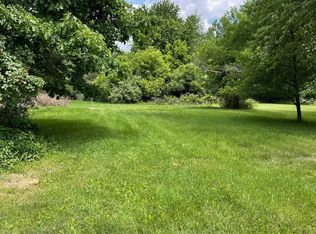 5198 Stroebel Rd, Saginaw, MI 48609