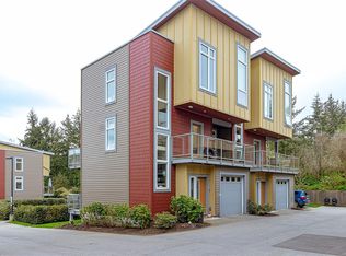 4 Mile Estates, View Royal, BC V9B 1G3