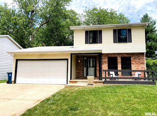 11 Lucerne Dr, Springfield, IL 62707