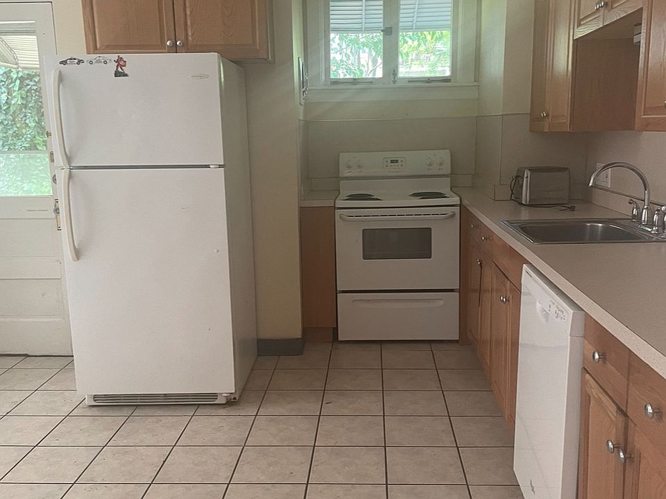1st image of 432 N 22nd St