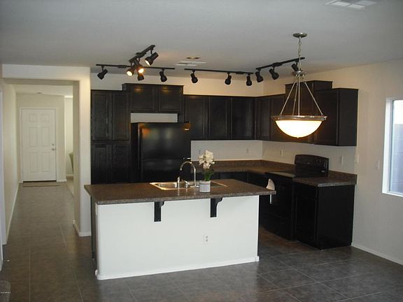 5th image of 10129 N 115th Dr