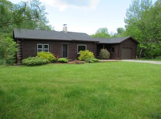 23 Iriquois Dr, Ashburnham, MA 01430