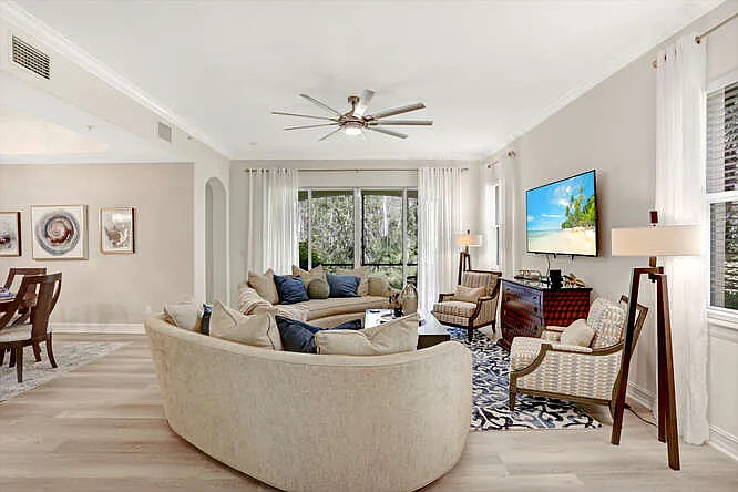 2847 Tiburon Blvd E #101-1 — Photo 36