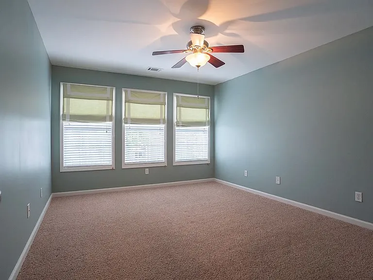 303 Port Laz Ln — Photo 8