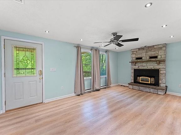 4th image of 3474 Margery St