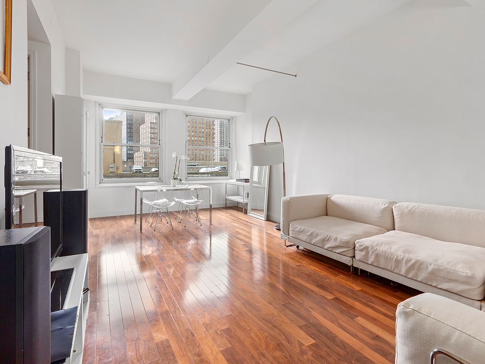 1st image of 88 Greenwich St APT 802