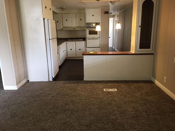 3rd image of 19076 Westlawn St