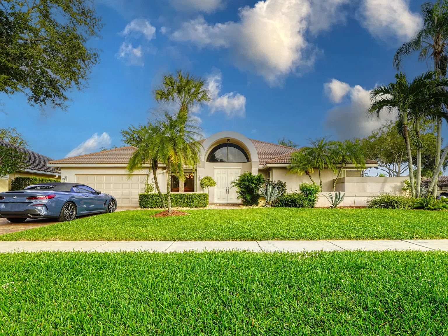 4 bed, 3.0 bath, 2535 sqft, $5,950 — Photo 3