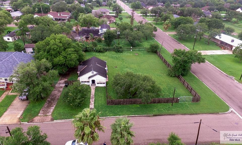 1st image of 417 Ebony Ave