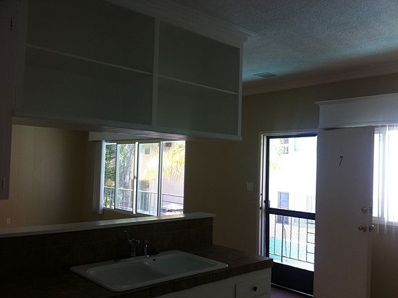 Kitchen 3