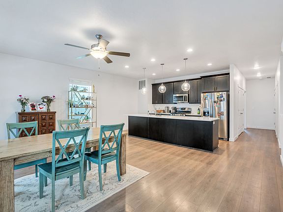 3rd image of 10712 S Kestrel Rise Rd