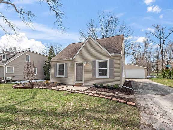 4th image of 15645 Robinwood Dr