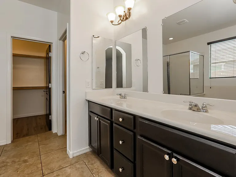 22258 E Cherrywood Ct — Photo 10