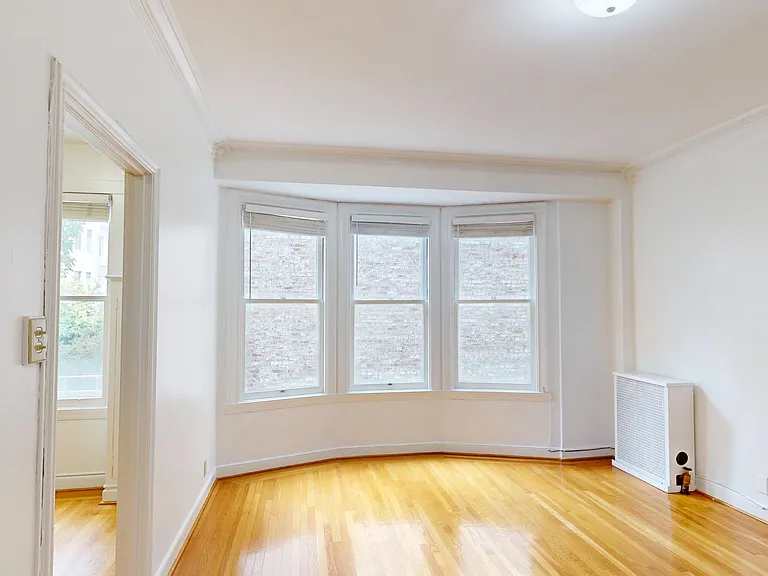 1735 Van Ness Avenue — Photo 7