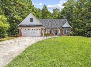 140 Coach Dr, Griffin, GA 30224