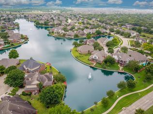 5702 Stratford Gardens Dr, Sugar Land, TX 77479