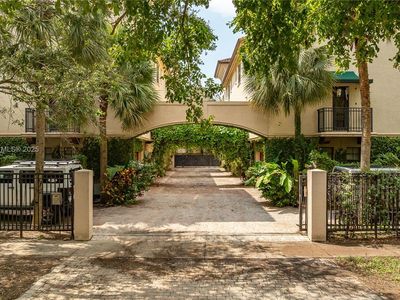 2818 Coconut Ave #2818, Miami, FL, 33133