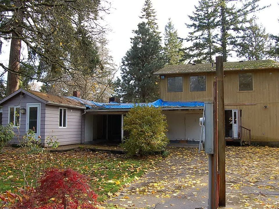 2nd image of 8303 SW Locust St