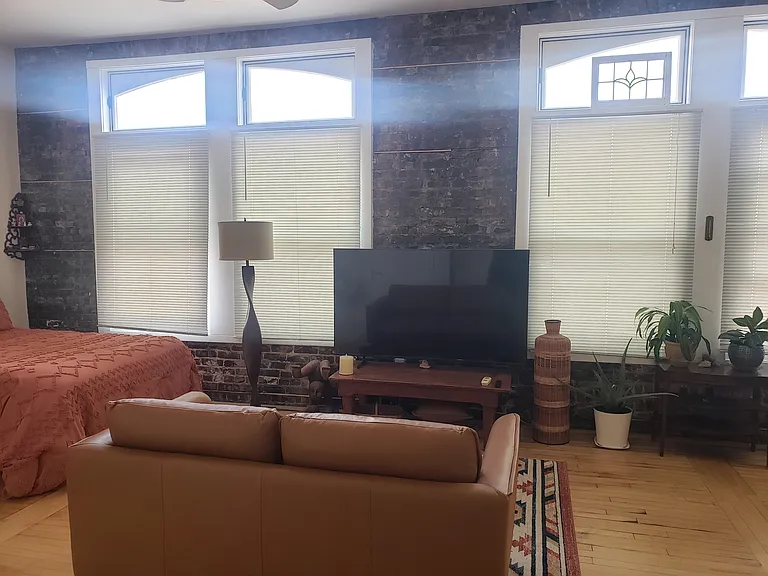 188 W Main St #202 — Photo 4