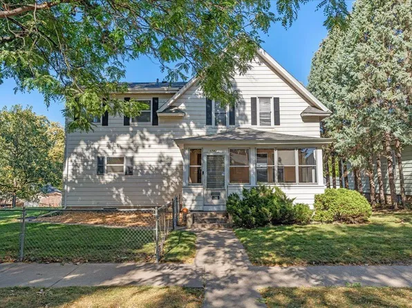 1743 Stillwater Ave, Saint Paul, MN 55106