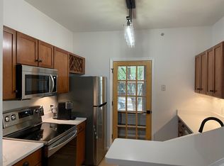 710 Walker Sq APT 2B, Charlottesville, VA