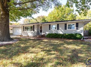 1935 SW Belle Ave, Topeka, KS 66604