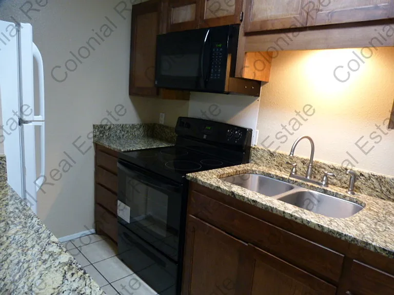 3517 Adenmor Ct — Photo 5