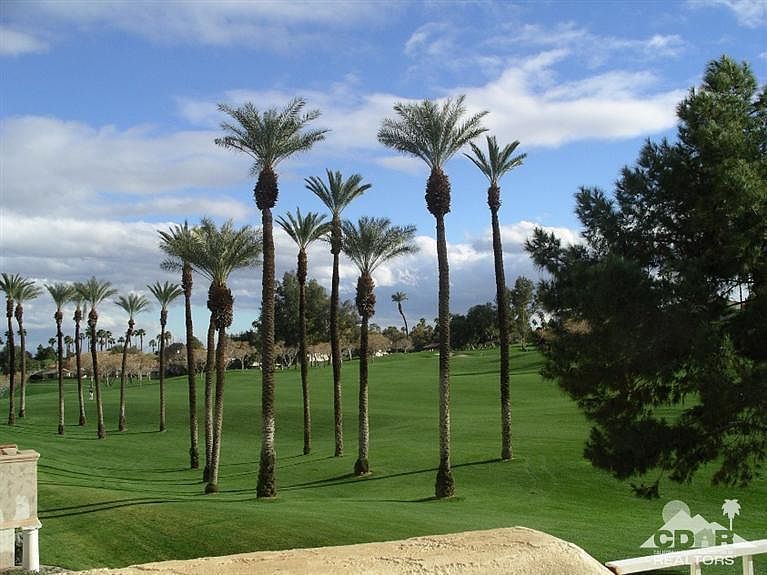 1st image of 489 Desert Falls Dr N