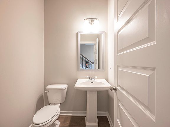 5th image of 2938 Wild Laurel Ct