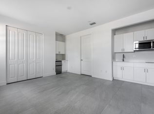 5852 Buccaneer Trl, West Palm Beach, FL 33417
