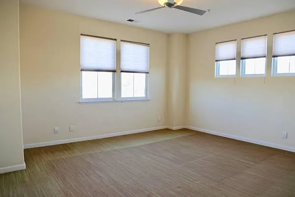 530 Sandlewood St — Photo 11