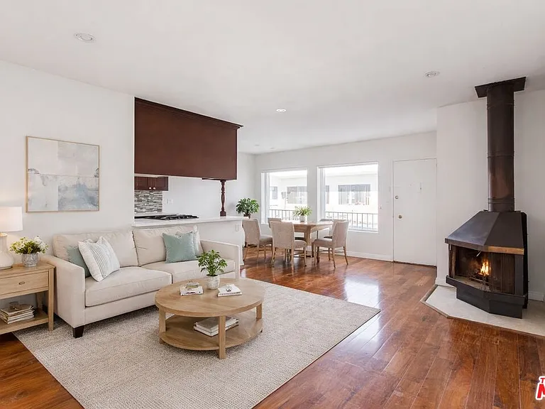 420 Raymond Ave #12A — Photo 2