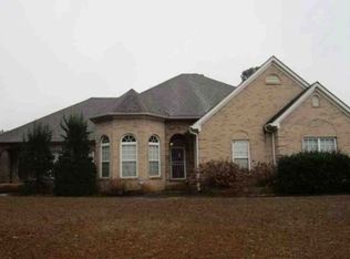 229 Big Springs Cir, Lagrange, GA 30241