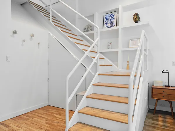 14 East 4th Street image 6 of 10