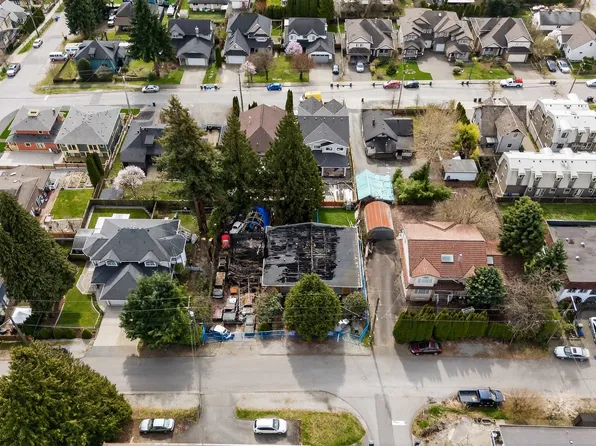 1114 Hachey Ave, Coquitlam, BC V3K 2H4