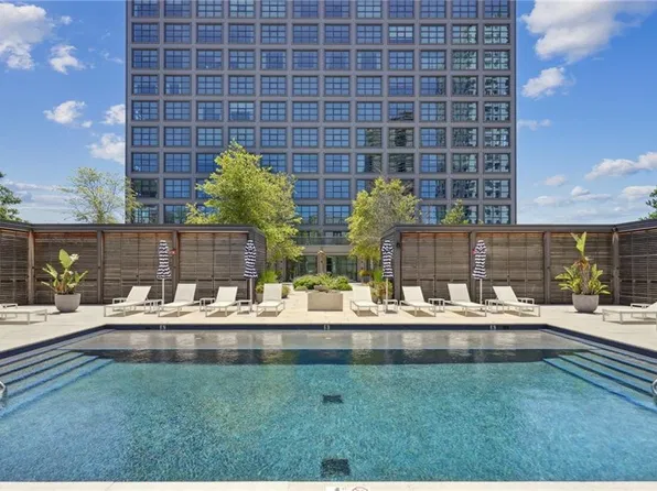 1001 Julia St APT 9G, New Orleans, LA 70113