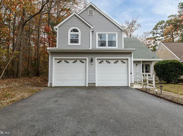 732 Whalers Cove Ct, Galloway, NJ 08205