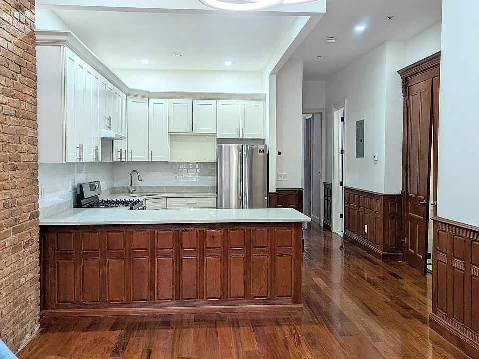1st image of 952 Greene Ave Floor 2
