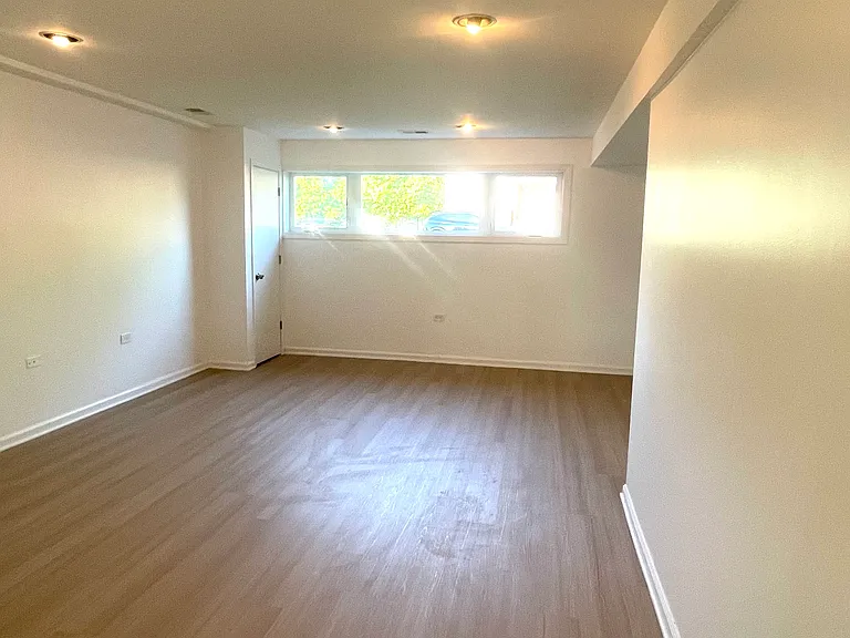 2856 N Mason Ave #BASEMENT — Photo 6