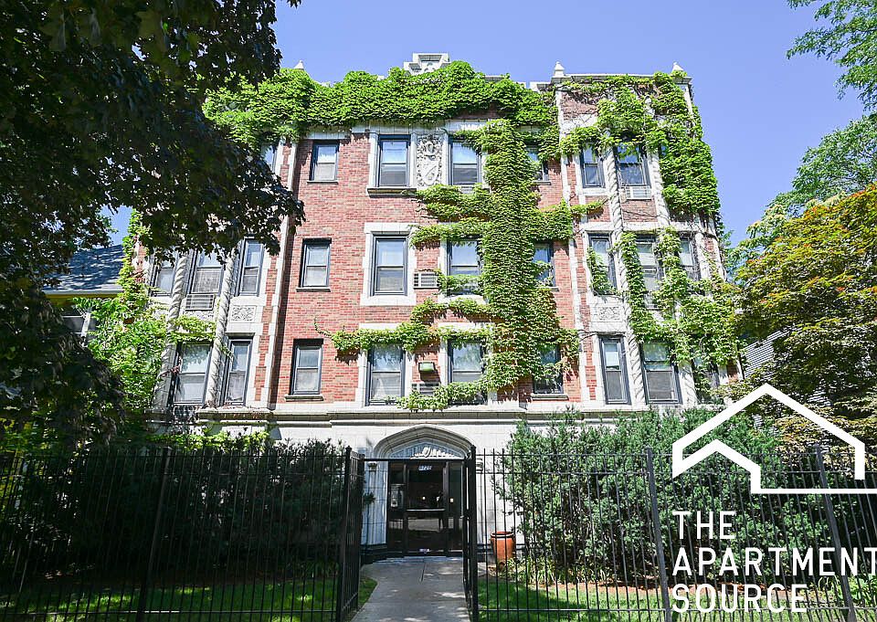 2nd image of 6726 N Glenwood Ave #209