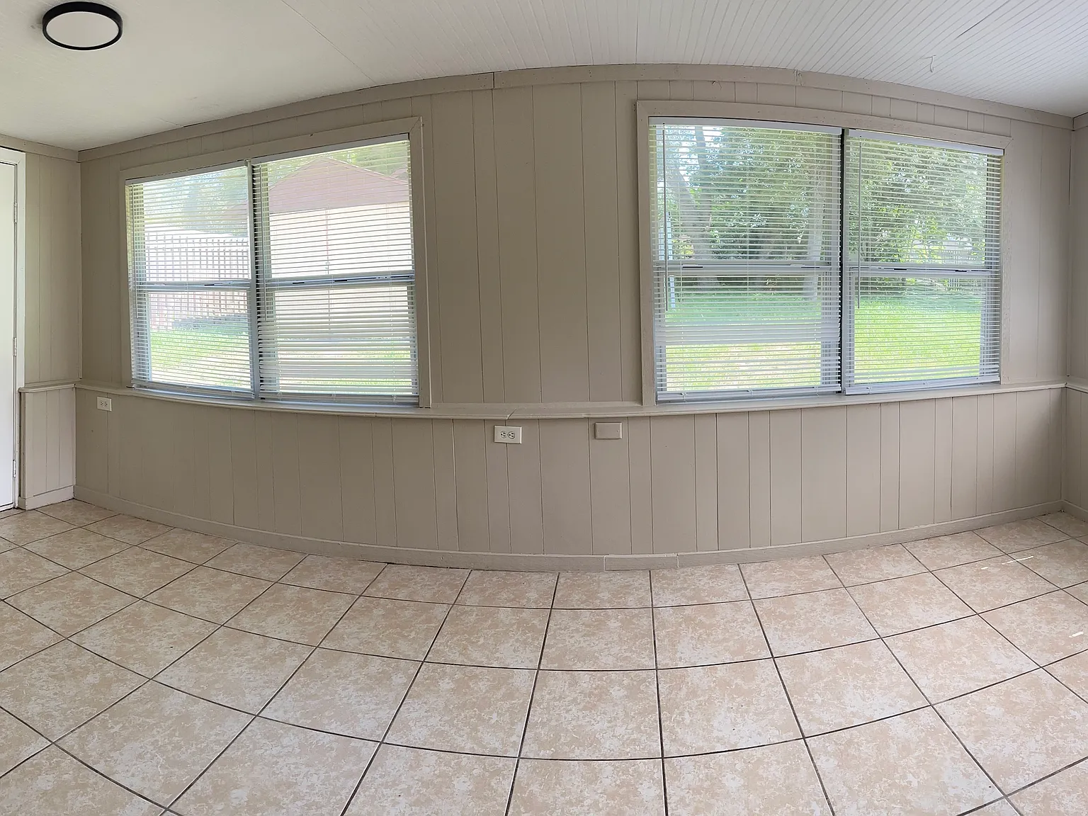 4628 Date Palm Dr — Photo 3